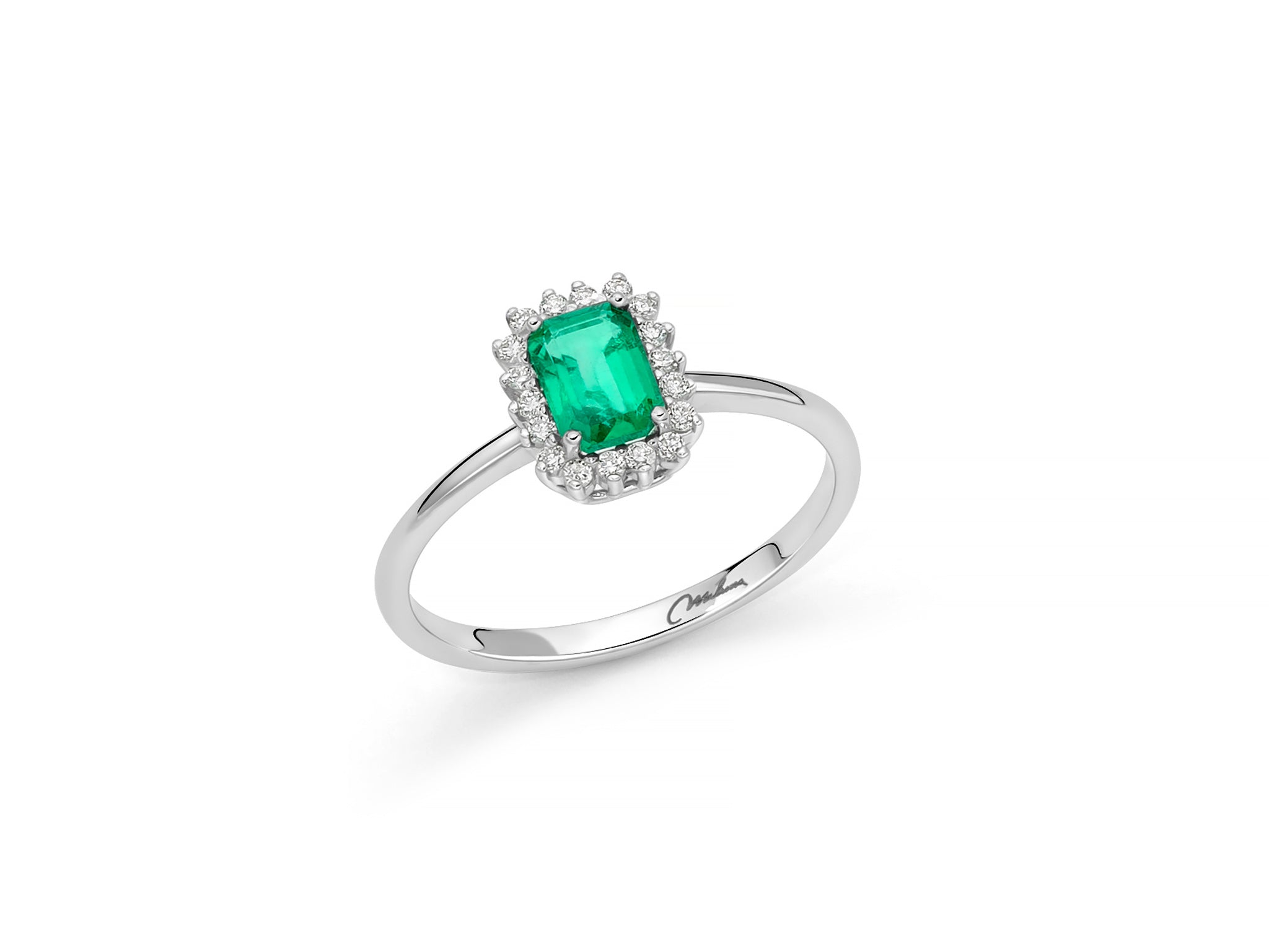 Anello con smeraldo ottagonale e diamanti in oro bianco