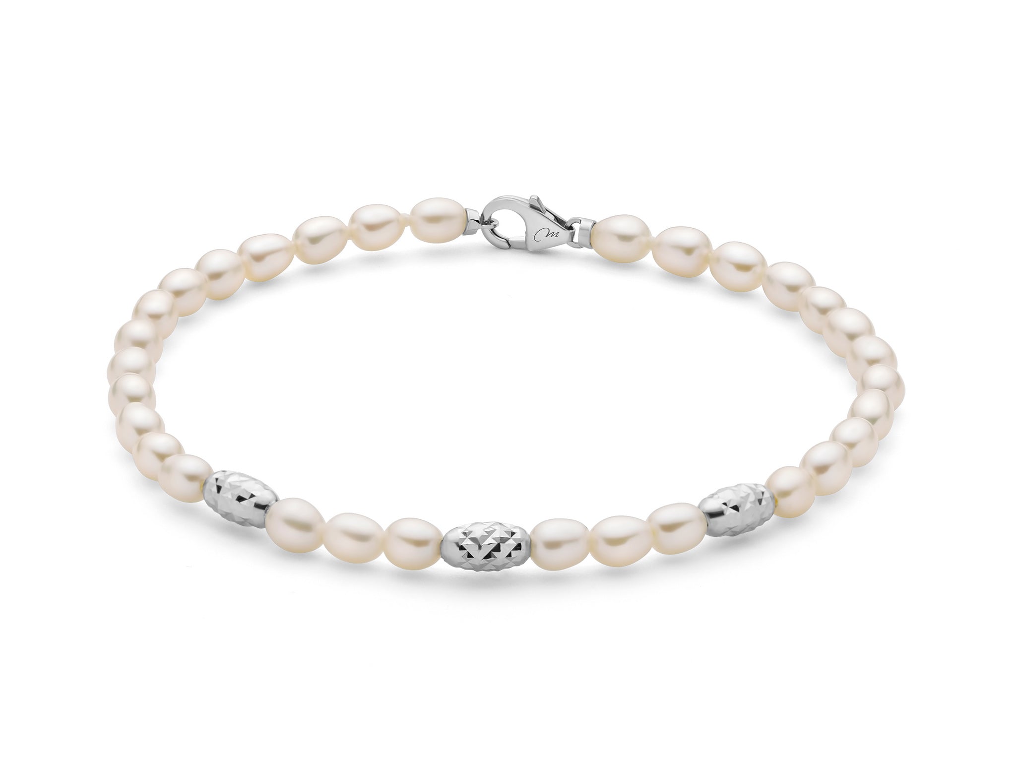 Bracciale Pepite di perle 4-4,5,5 con tre elementi in argento dorato diamantato