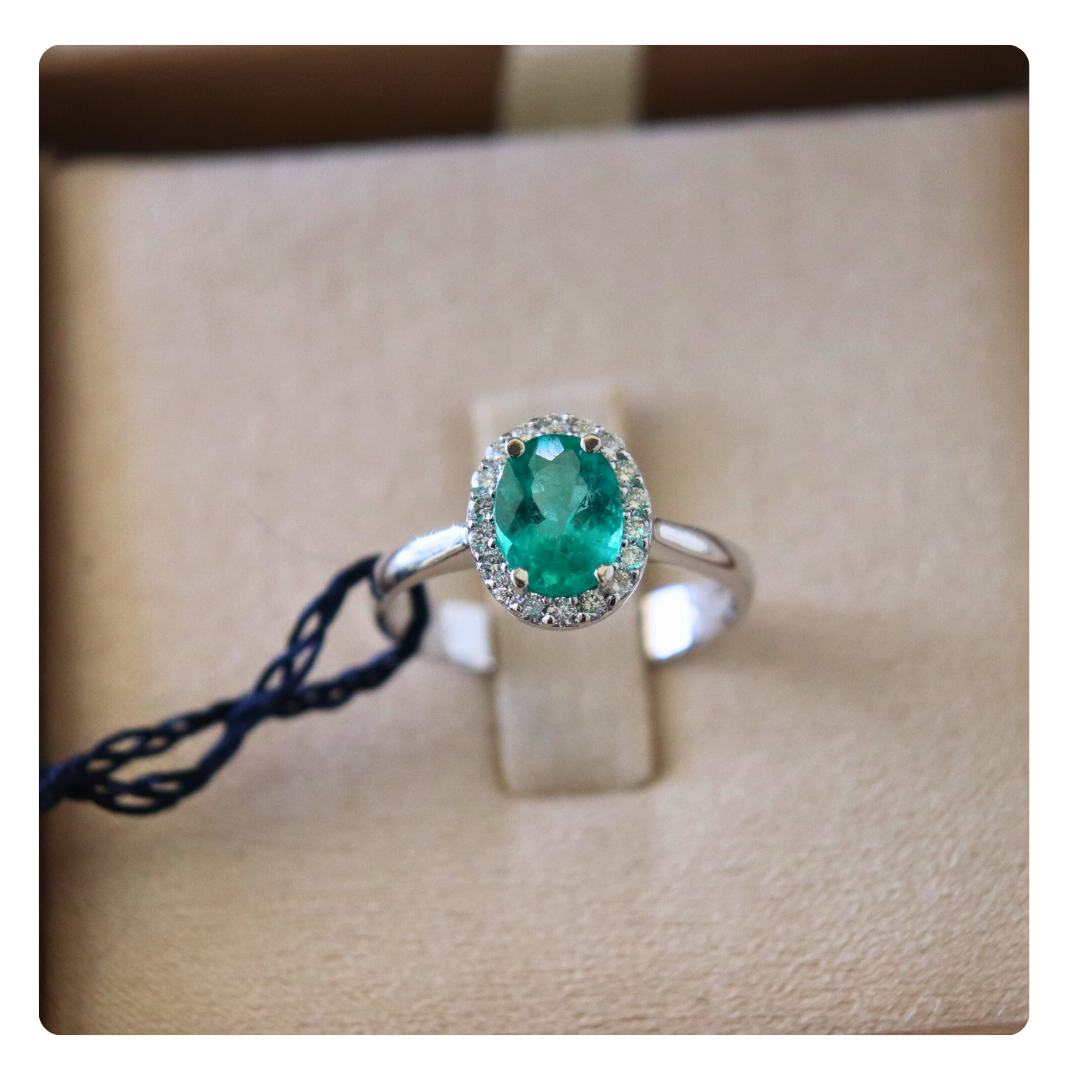 Anello in Oro 18kt con Smeraldo e Diamante | Giovanni Pace Jewels