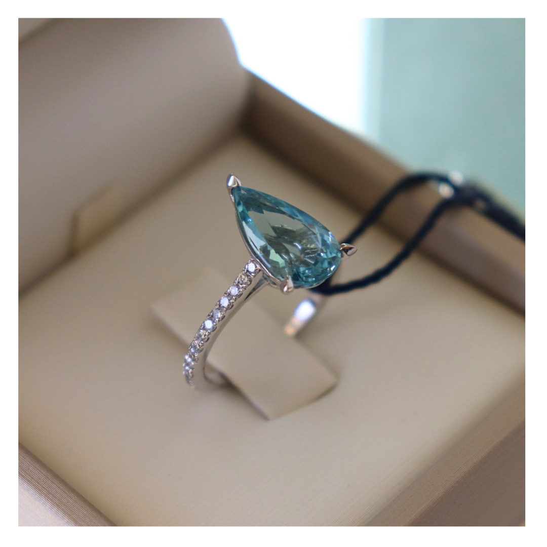 Anello in Oro 18kt con Acquamarina e Diamante | Giovanni Pace Jewels